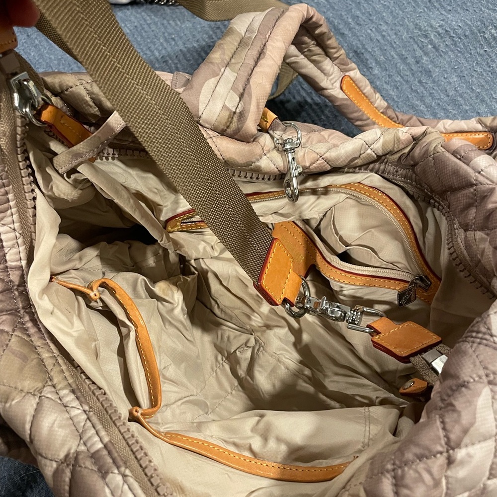 VERY GENTLY USED MZ Wallace Medium Dutton